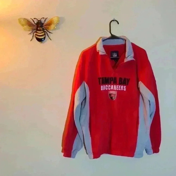 Vintage NFL Apparel Tampa Bay Buccaneers sweatshirt, Large, Red and Gray - Picture 1 of 6